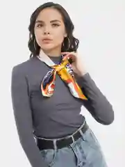 Золотой шейный платок