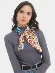 Оранжевый шейный платок