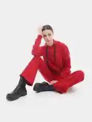 Женский костюм: толстовка с капюшоном и расклешенные брюки