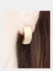 Серьги в лаконичном стиле