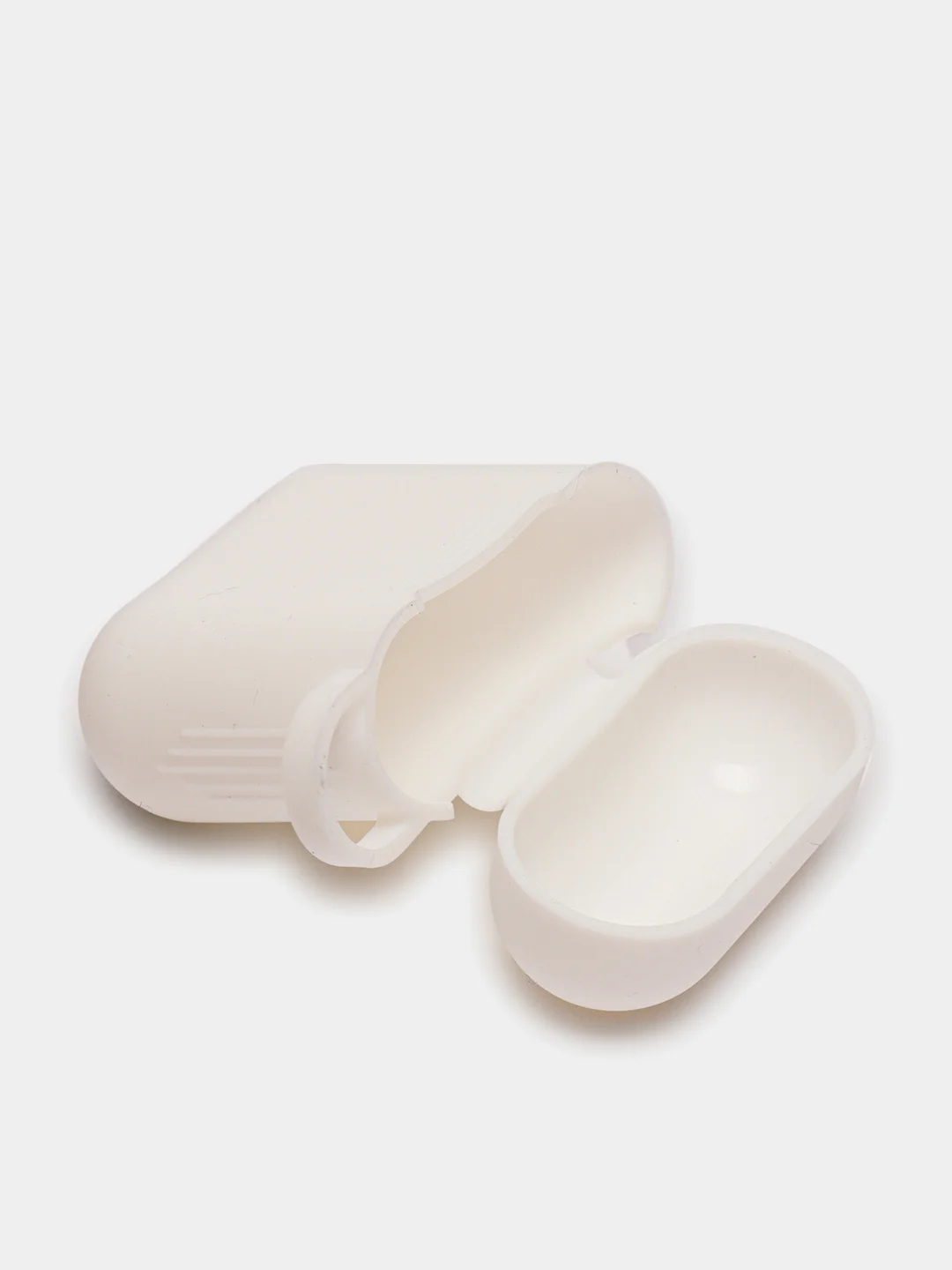Белый чехол для наушников AirPods силиконовый