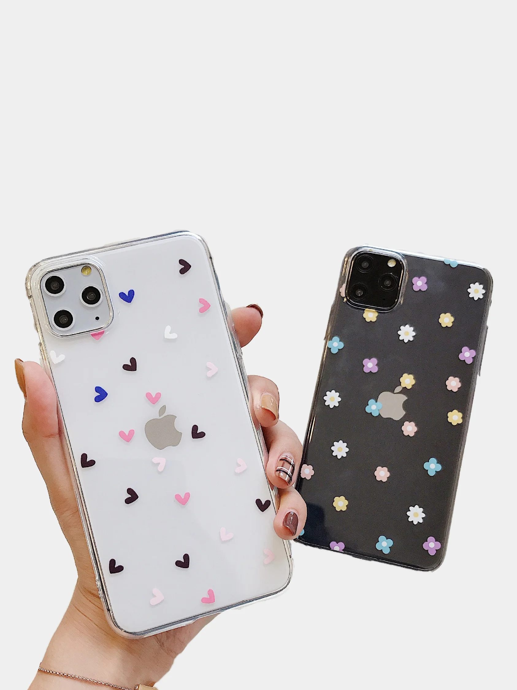 Белый прозрачный чехол с дизайном сердечек и цветовiPhone11,11Pro,11ProMax,XS,XSMax,XR,X,7/8Plus
