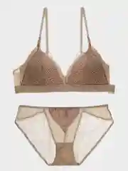 Комплект нижнего белья в мелкий горошек
