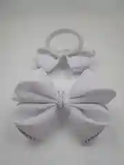 Белый бантики на резинке, 2 штуки
