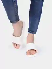 Белый сланцы женские