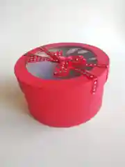 Красный коробка подарочная