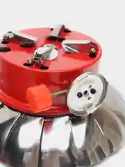 Туристическия газовая горелка и ветрозащитный экран для горелки