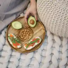 Менажница из массива дуба, ручной работы, круглая, 27 см
