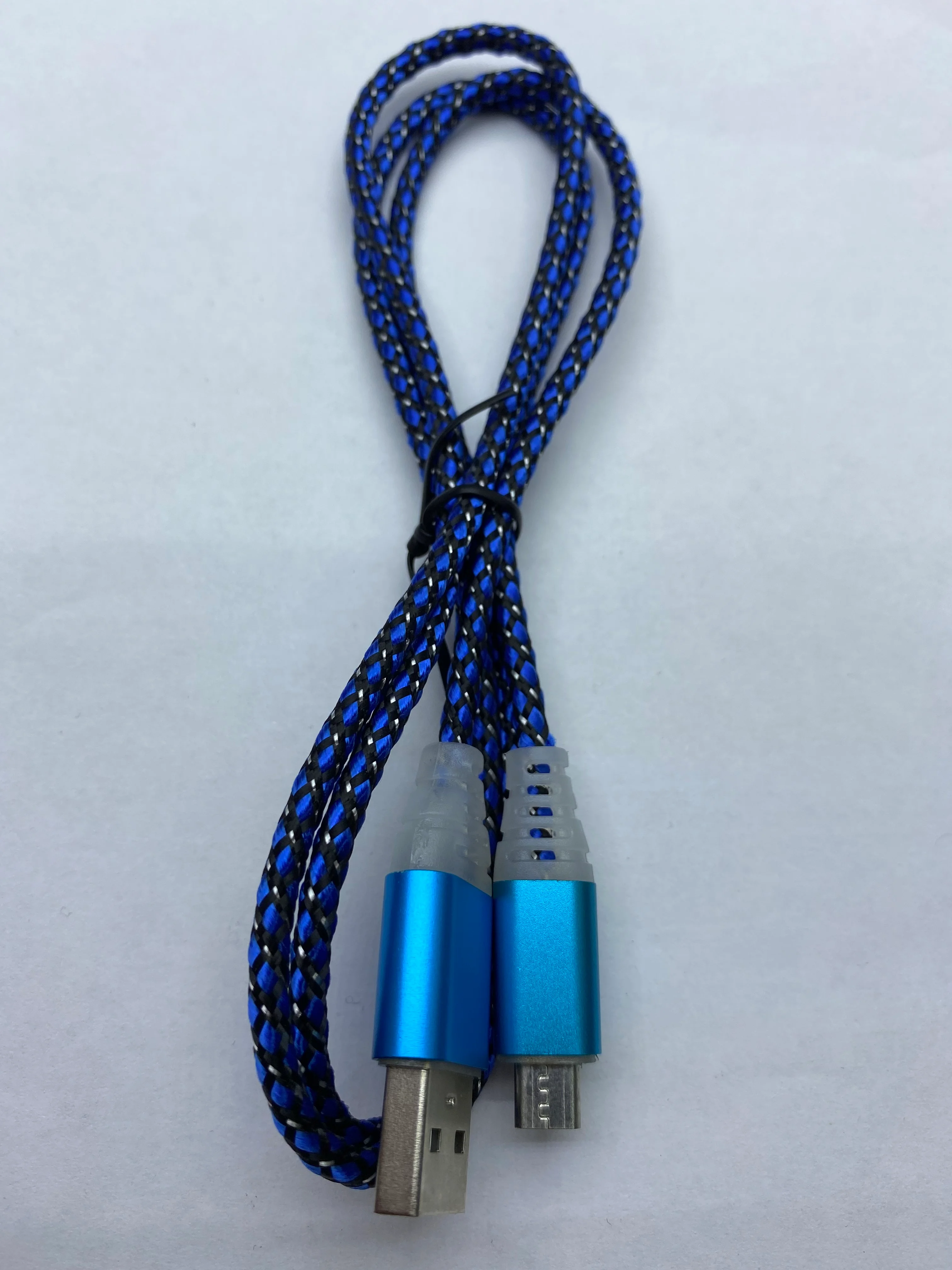 Синий кабель Micro-USB