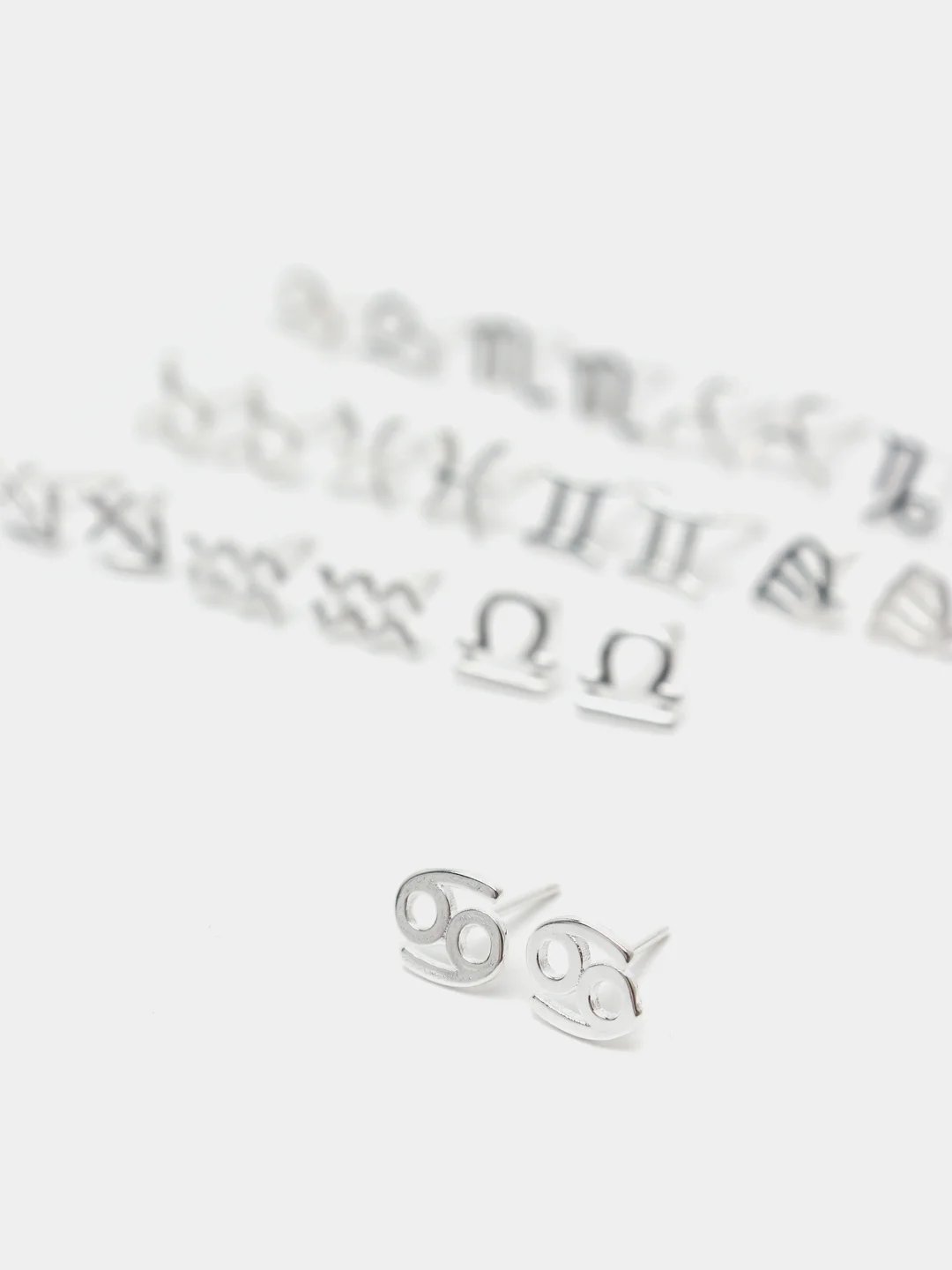 Серьги серебряные знака зодиака