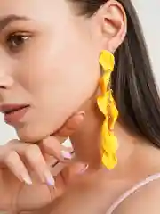 Серьги длинные rose petal, вечерние серьги с лепестками