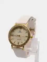 Белый часы женские Fashion