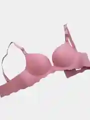 Бесшовный бюстгальтер с формованными чашками