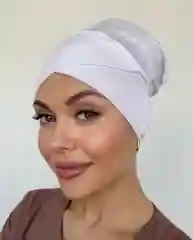 Белый косой чепчик, шапочка под платок