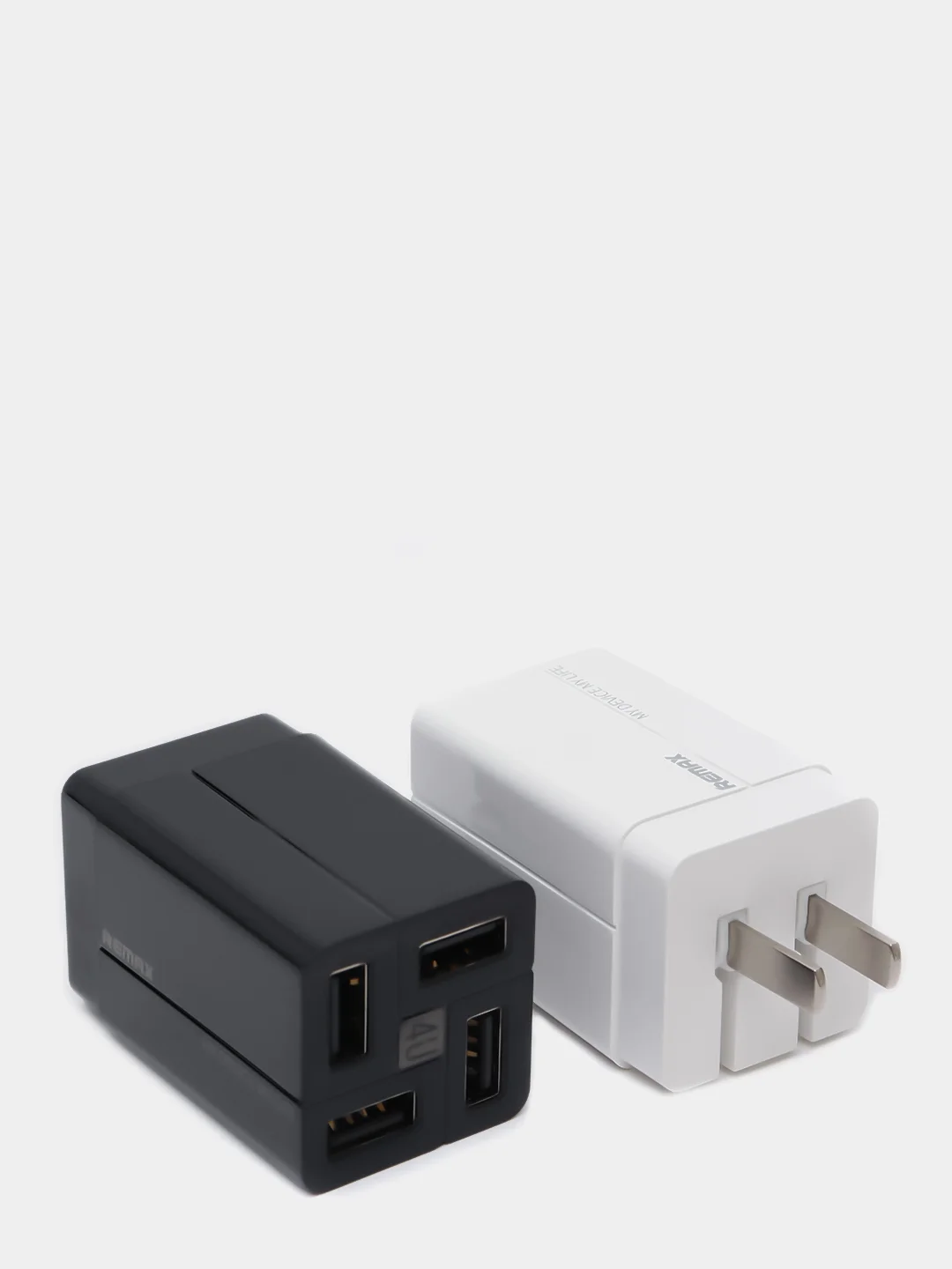 Ускоренное зарядное устройство на 4 USB входа европейской вилкой