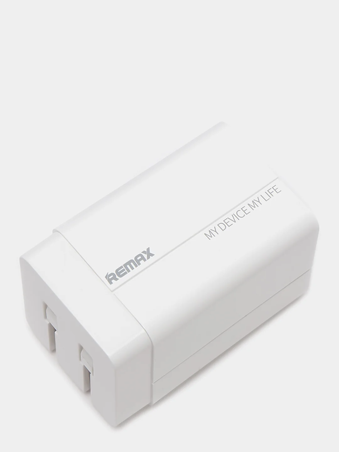 Белый ускоренное зарядное устройство на 4 USB входа европейской вилкой
