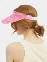 Разноцветная летняя женская кепка