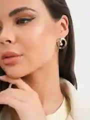 Серьги-гвоздики