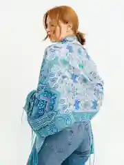 Палантин с бахромой