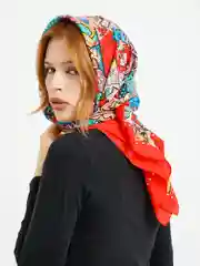 Красный платок с рисунком "Коты"