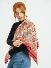 Коралловый платок с рисунком "Коты"
