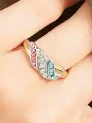 Серебряный кольцо с цветными камнями