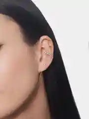 Бежевый серьга кафф