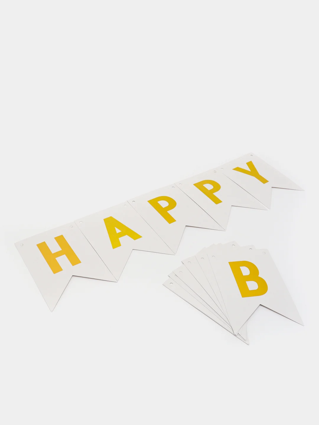 Белый гирлянда-растяжка и флажки  "Happy Birthday" 26 видов