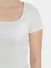 Женская футболка Baza"