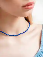 Темно-синий колье-чокер из бисера