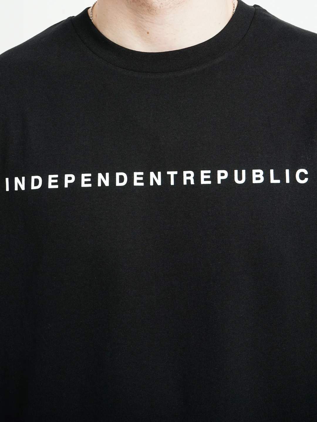 Футболка INDEPENDENT REPABLIC "Геракл", черный