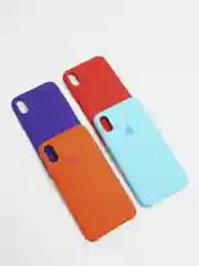 Чехол Silicone Case для IPhone XS Max с открытым низом