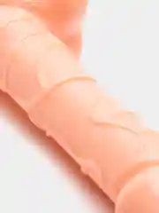 Фаллоимитатор на присоске