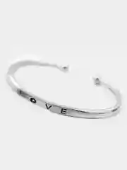 Серебряный браслет безразмерный Love