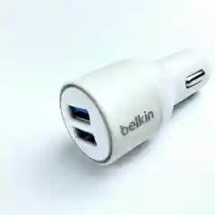 Автомобильное зарядное устройство