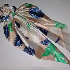 Лимонный резинка с хвостом