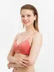 Розовый бюстгальтер бесшовный
