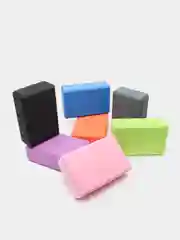 Розовый блок для йоги