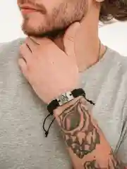 Браслет с знаком зодиака
