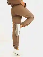 Женские джоггеры