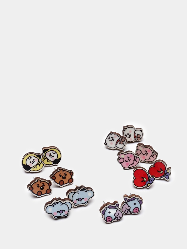 Серьги-пусеты "Персонажи BT21", деревянные