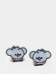 Белый серьги-пусеты "Персонажи BT21", деревянные