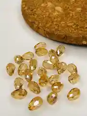 Бежевый бусины стеклянные, форма  капли