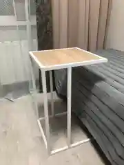 Стол журнальный мини Белый муар, ЛДСП дуб сонома