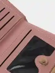 Бежевый женский кошелек