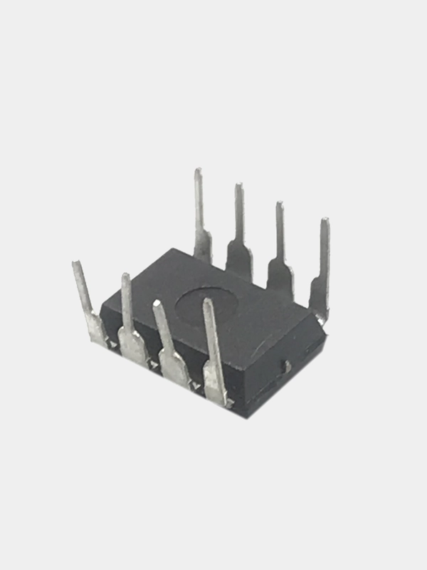 15 штук Микросхема NE555N (=NE555P =LM555) DIP-8 Интегральный таймер