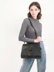 Сумка женская, средняя, 30 х 22 см