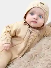 Бежевый комбинезон