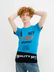 Футболка с ярким принтом