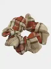Шелковистая резинка для волос